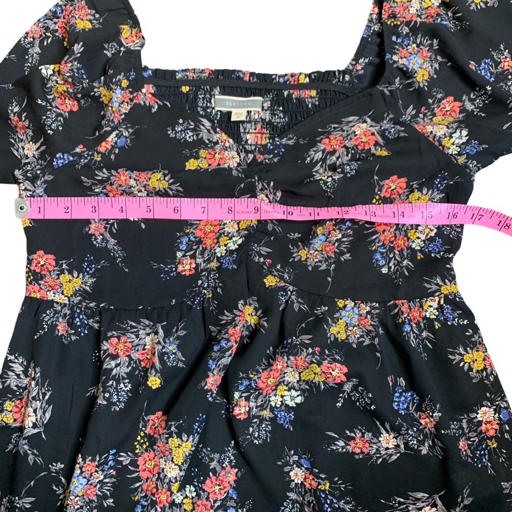 Pleione Size Medium Womens Blouse Black Floral Smocked Long Sleeve Baby Doll Top - Picture 6 of 8